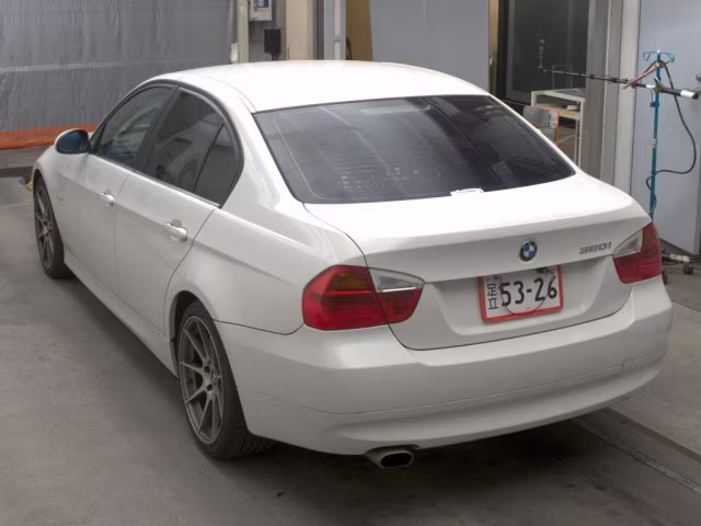 BMW 3-SERIES