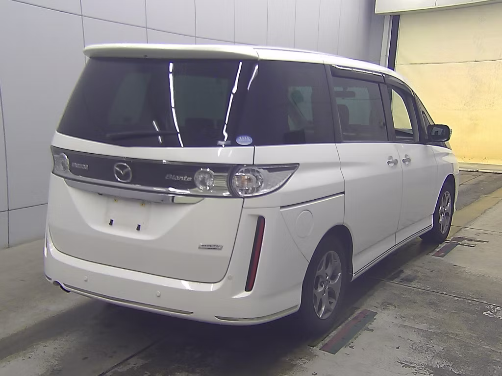 MAZDA BIANTE
