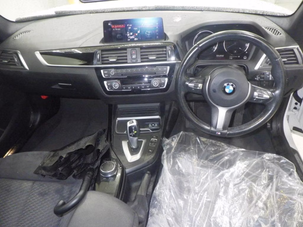 BMW 1-SERIES