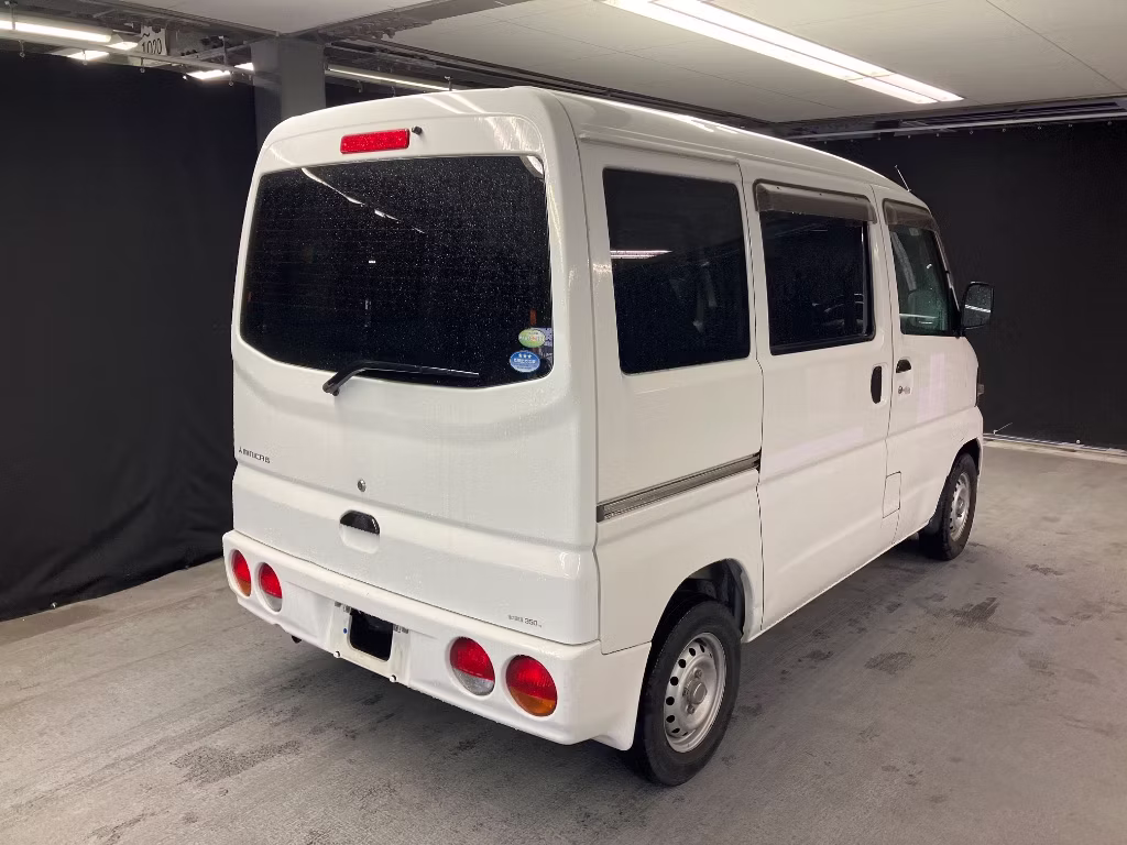 MITSUBISHI MINICAB