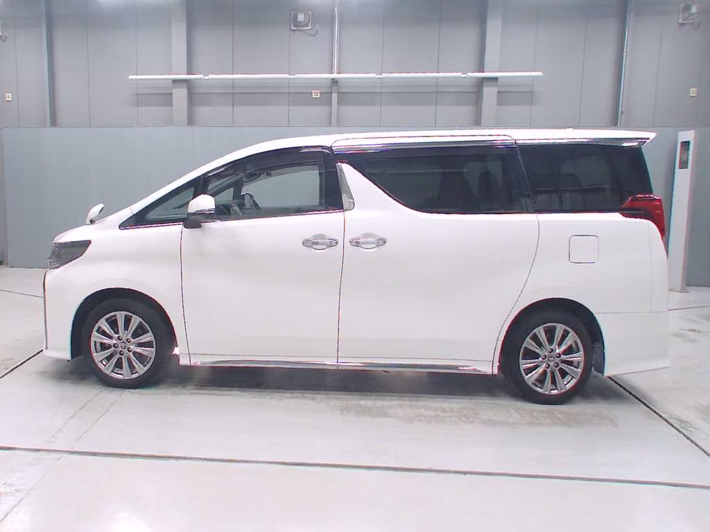 TOYOTA ALPHARD