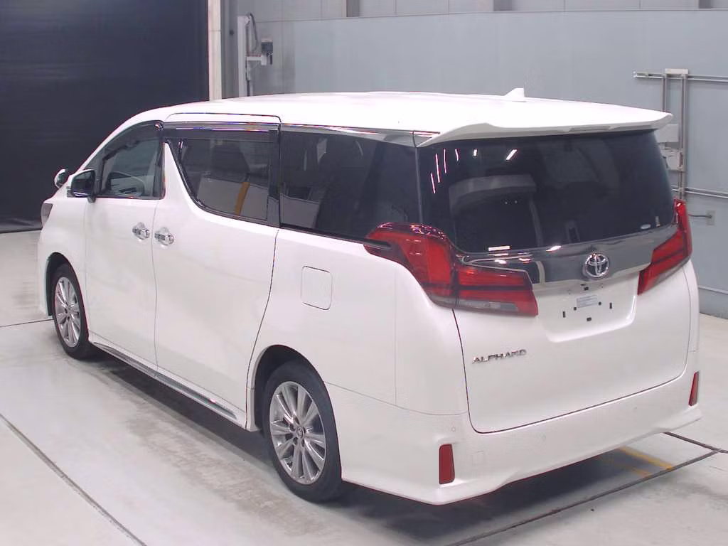 TOYOTA ALPHARD