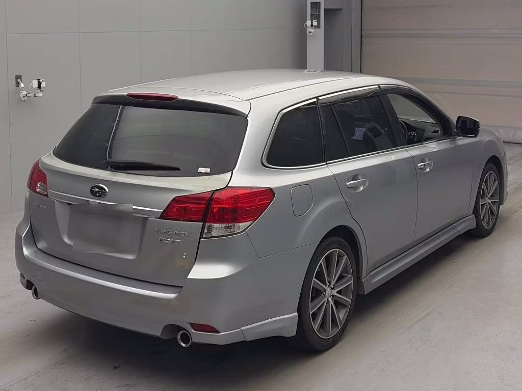SUBARU LEGACY