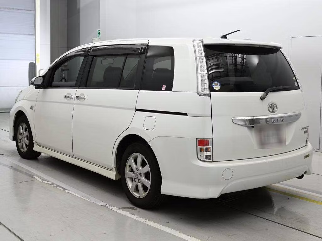 TOYOTA ISIS