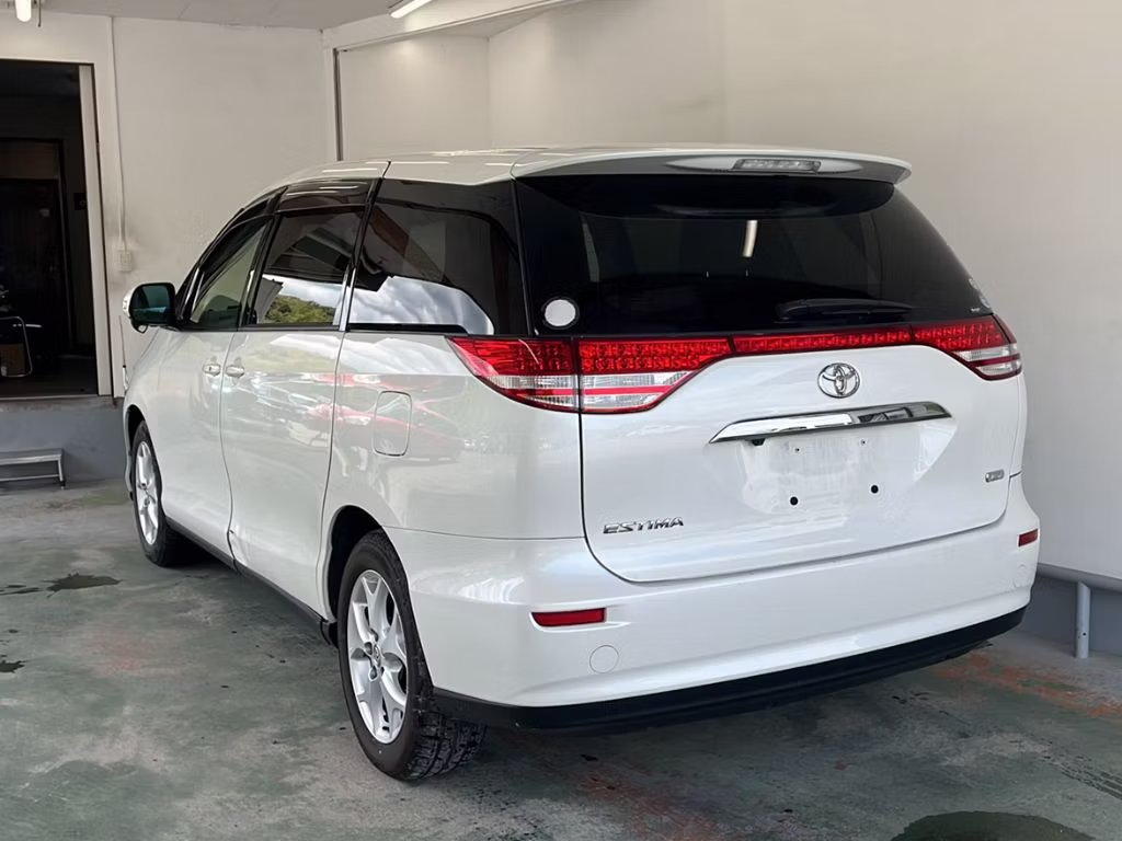 TOYOTA ESTIMA