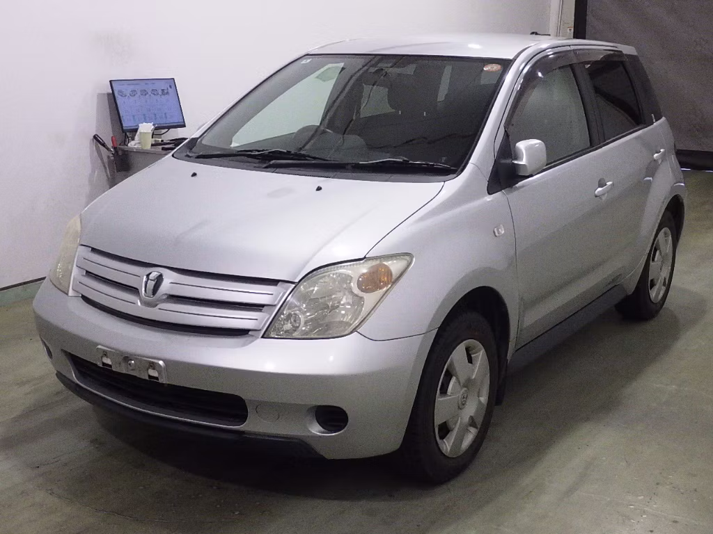 TOYOTA IST