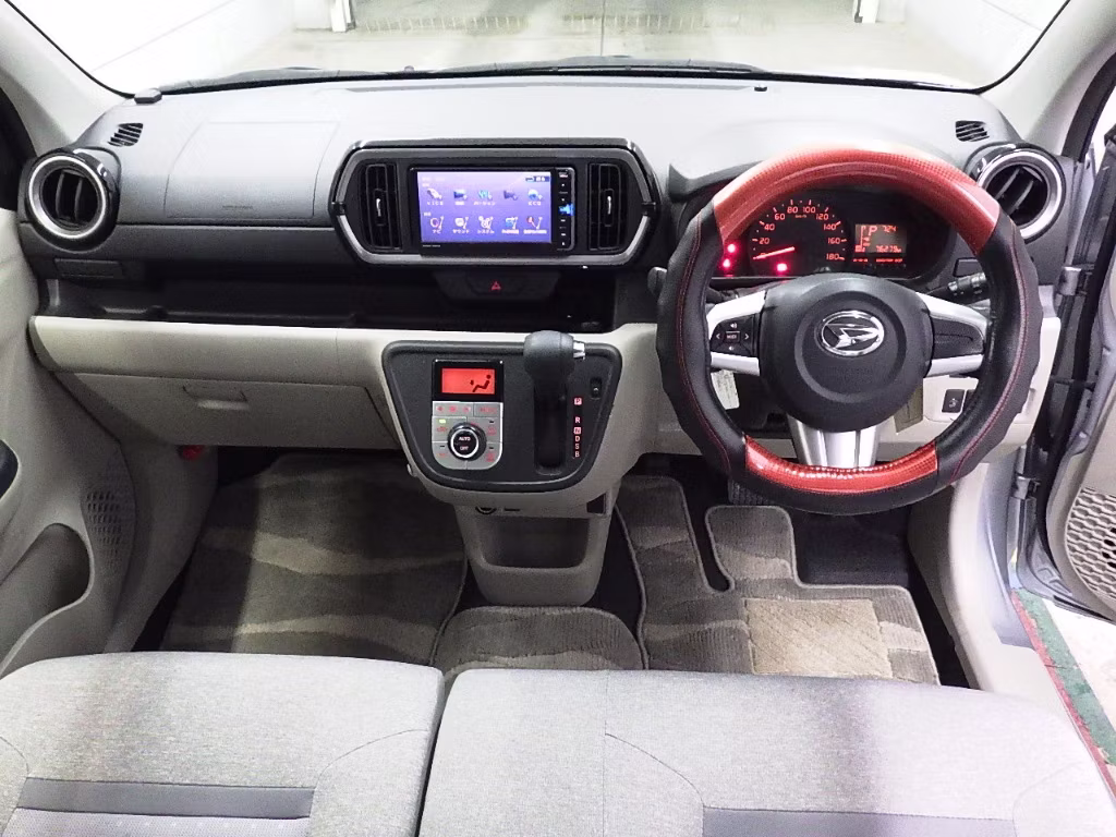 DAIHATSU BOON