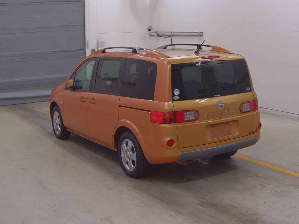 NISSAN LAFESTA