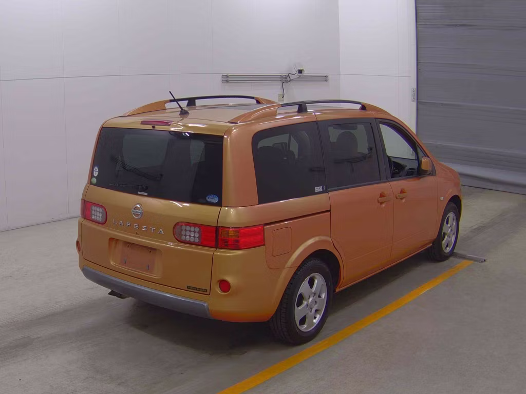 NISSAN LAFESTA
