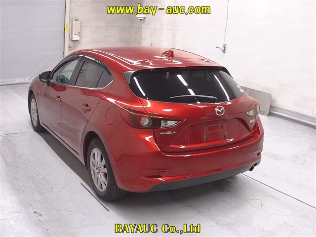 MAZDA AXELA