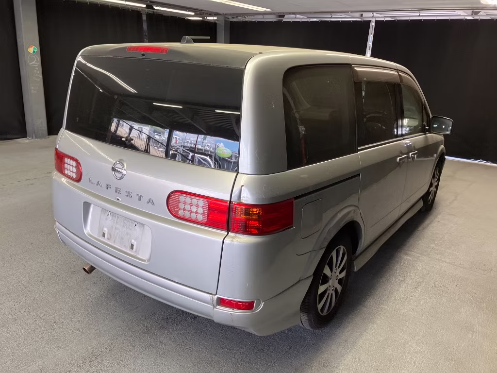 NISSAN LAFESTA