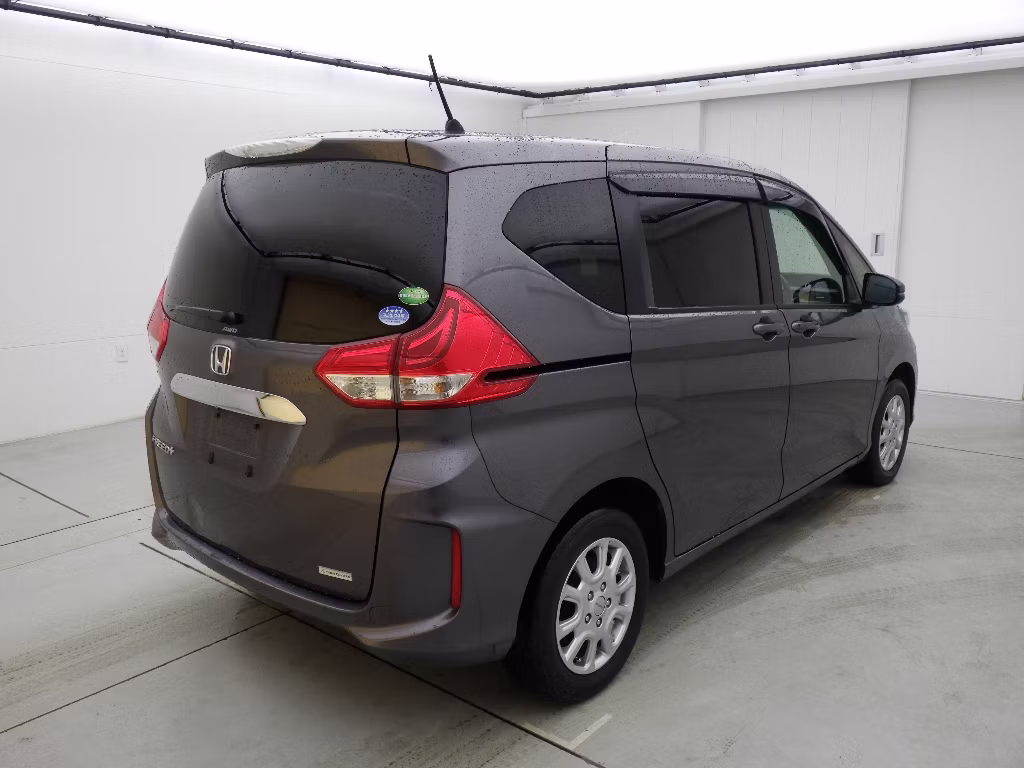 HONDA FREED+