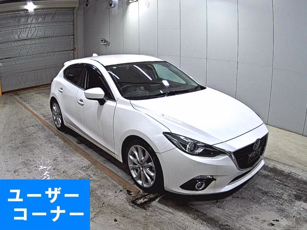 MAZDA AXELA