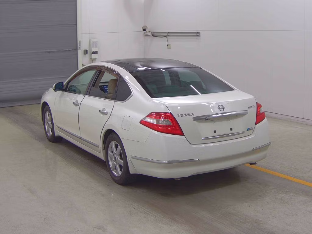 NISSAN TEANA
