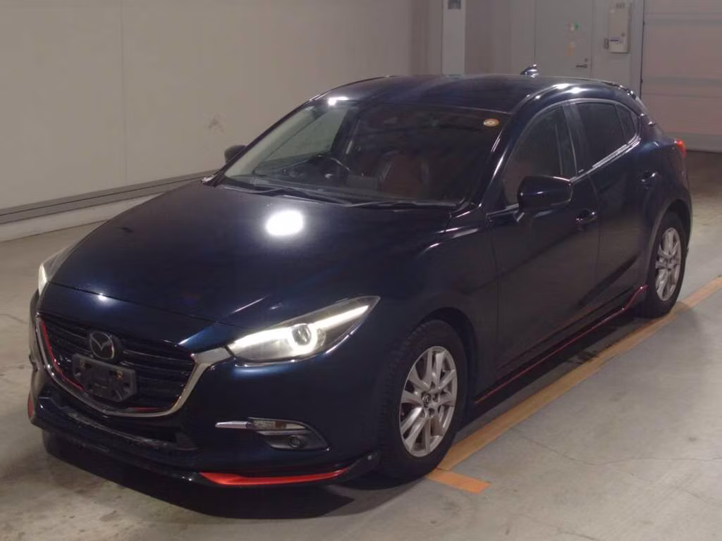 MAZDA AXELA