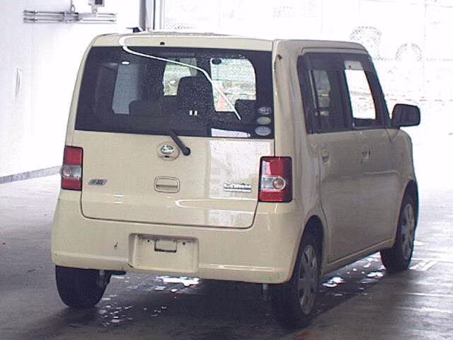 DAIHATSU MOVE CONTE