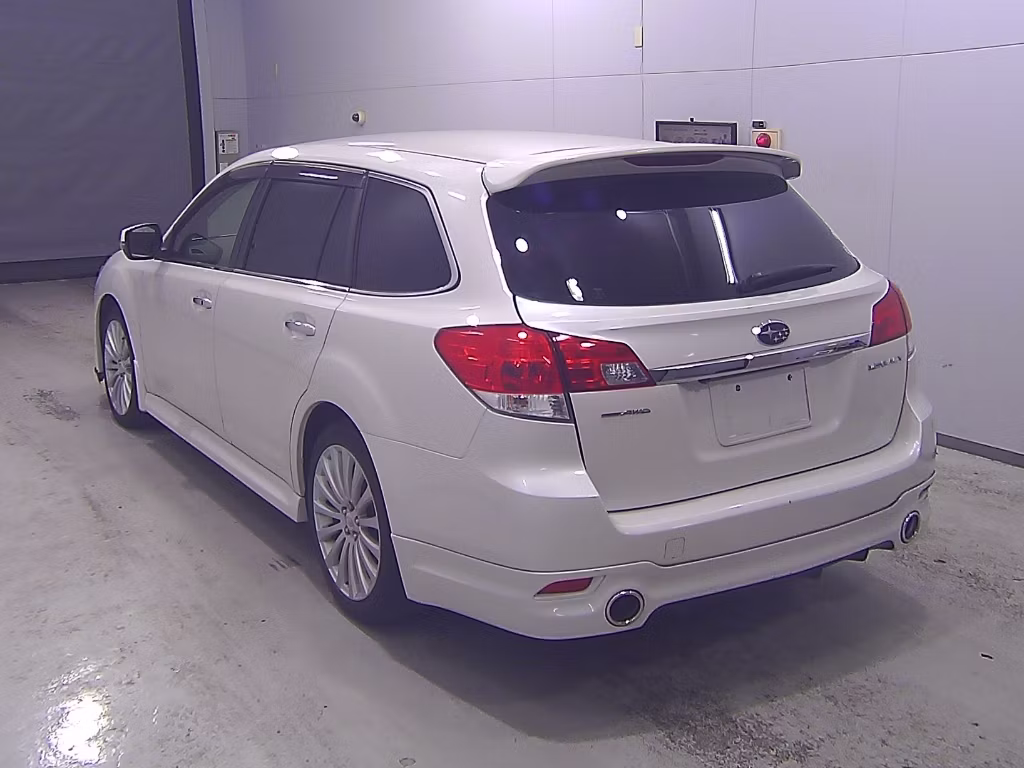 SUBARU LEGACY