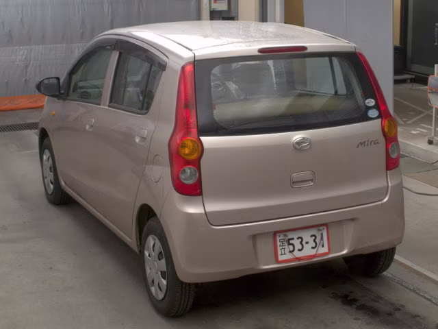 DAIHATSU MIRA