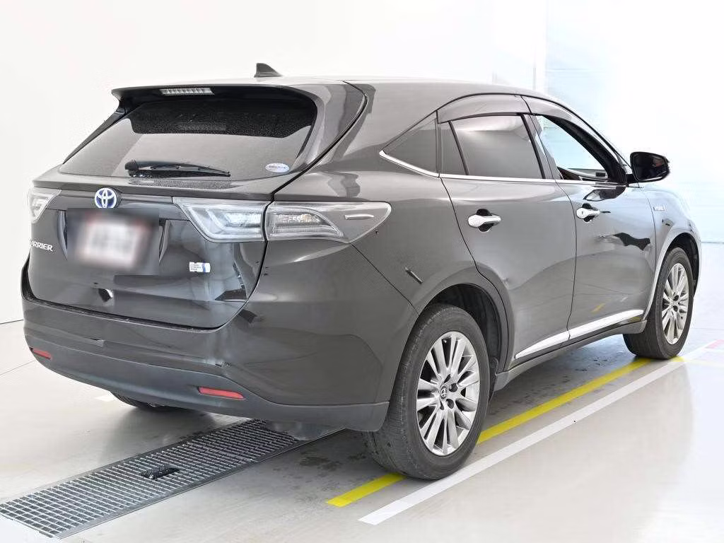 TOYOTA HARRIER
