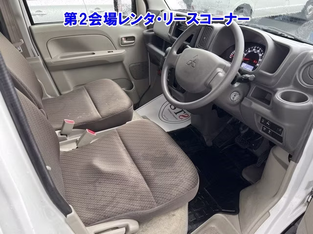 MITSUBISHI MINICAB
