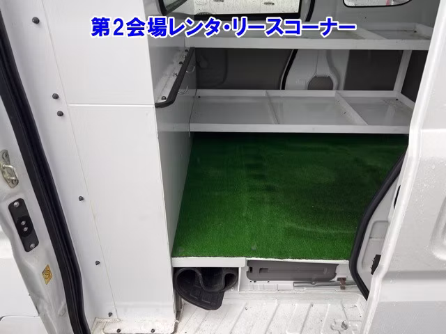 MITSUBISHI MINICAB