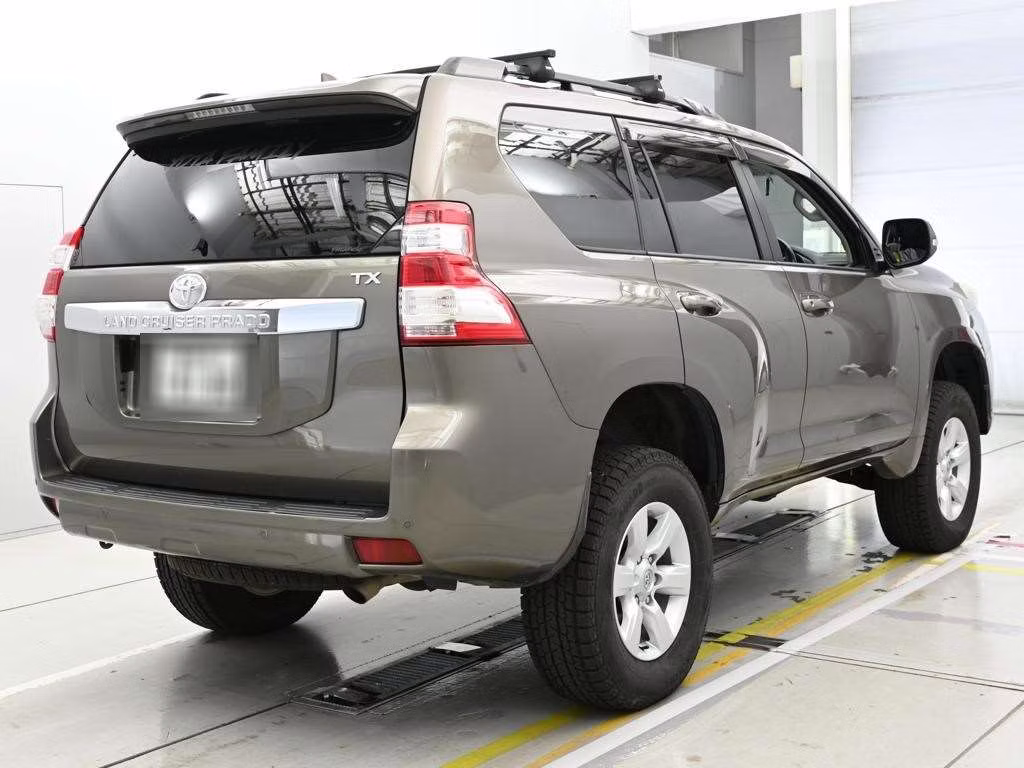 TOYOTA LAND CRUISER PRADO