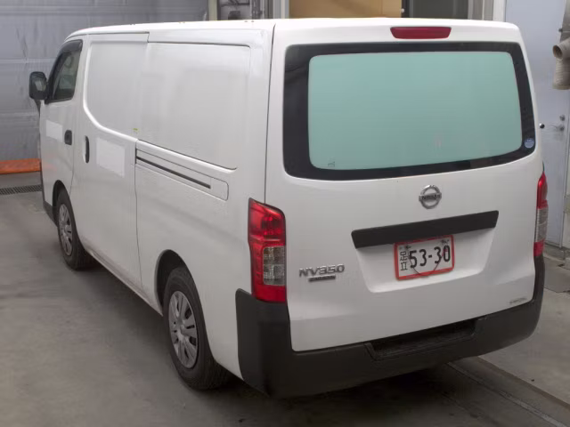 NISSAN NV350 CARAVAN