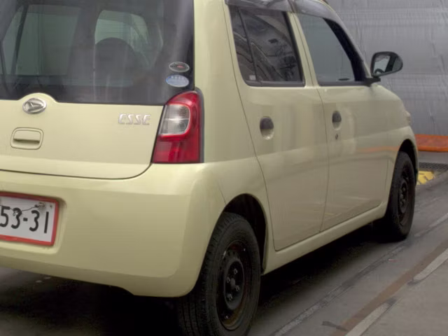 DAIHATSU ESSE