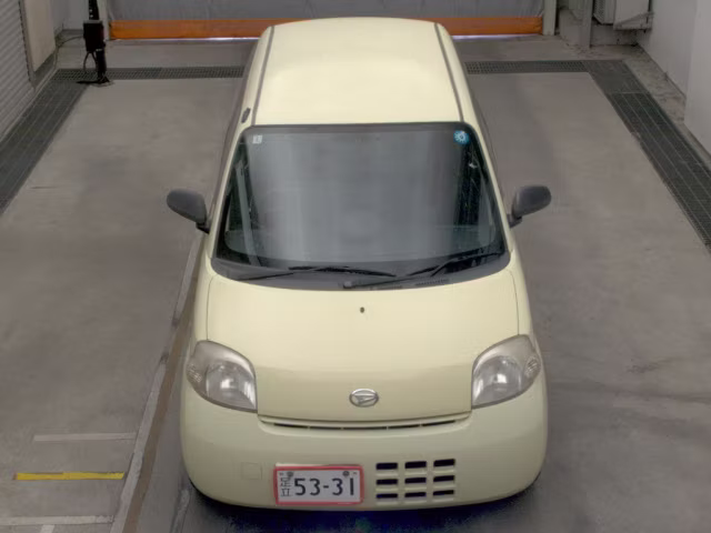 DAIHATSU ESSE