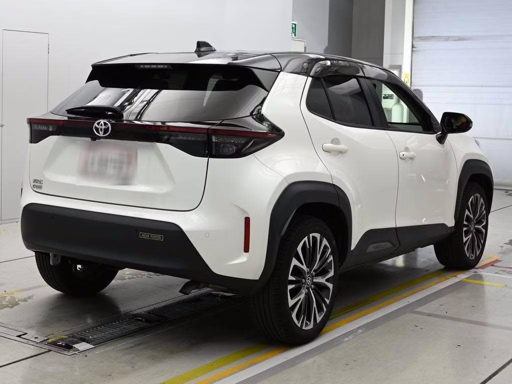 TOYOTA YARIS CROSS