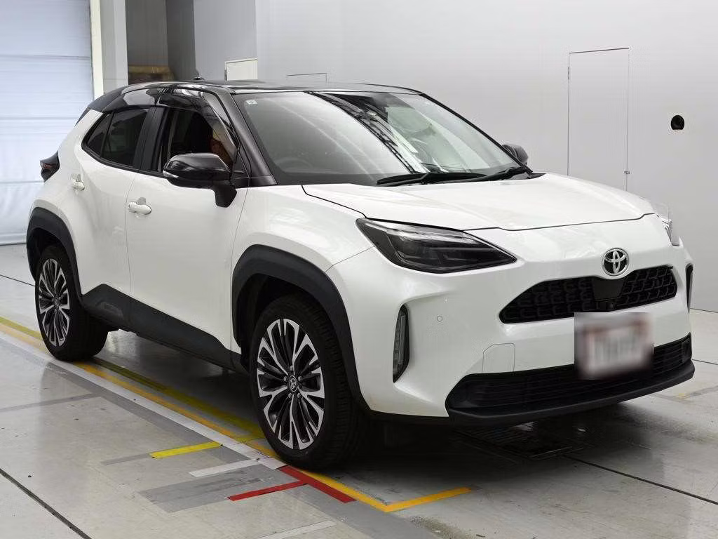 TOYOTA YARIS CROSS
