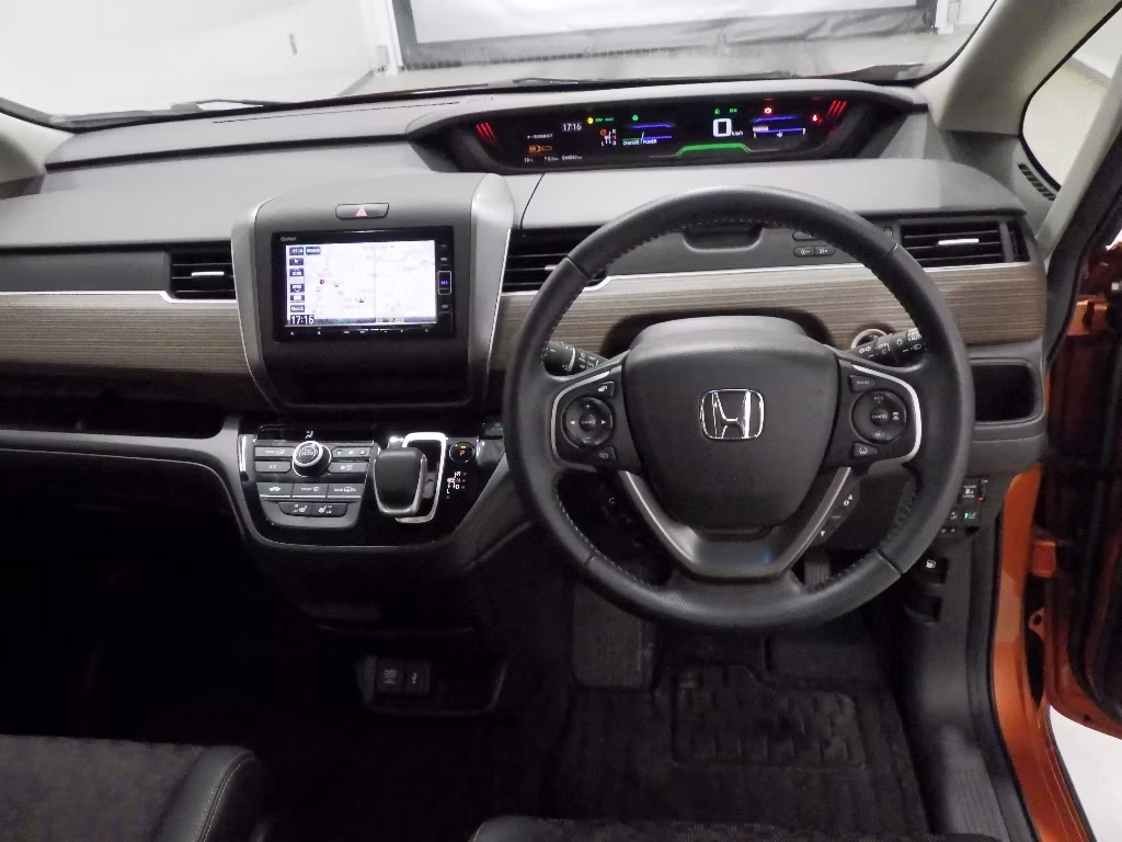 HONDA FREED+