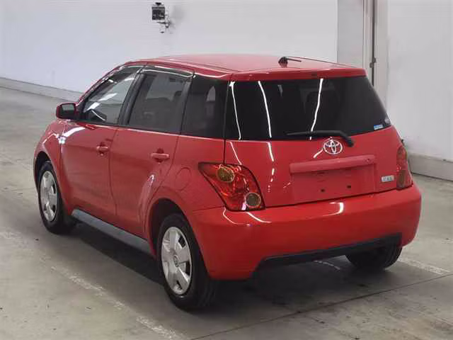 TOYOTA IST