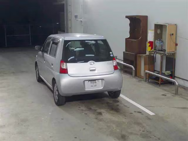 DAIHATSU ESSE