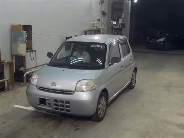 DAIHATSU ESSE
