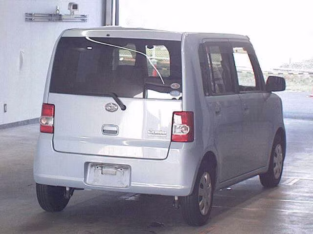 DAIHATSU MOVE CONTE