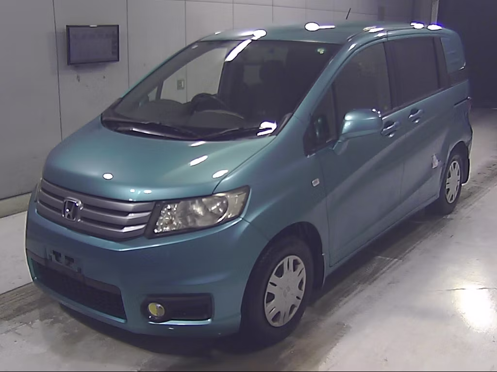HONDA FREED SPIKE