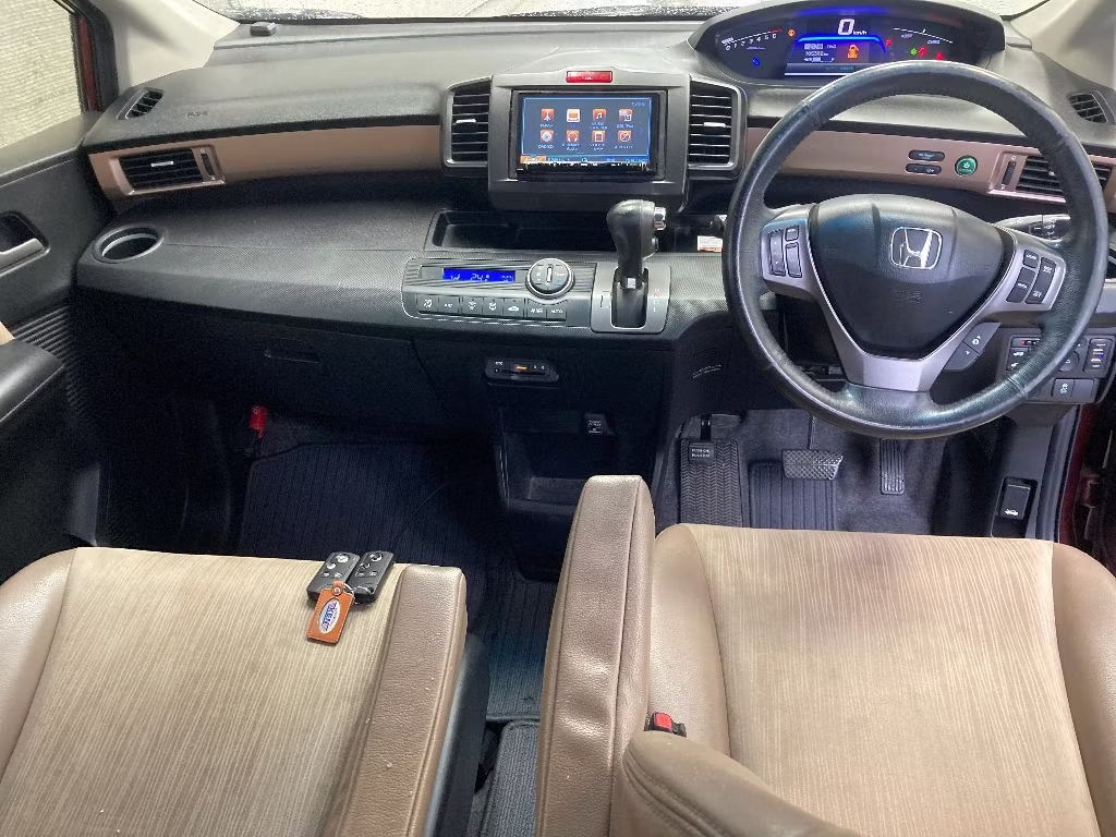 HONDA FREED