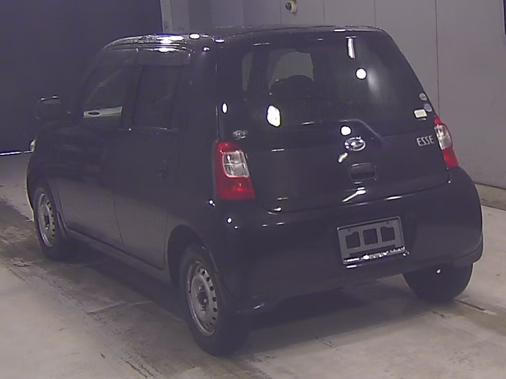 DAIHATSU ESSE