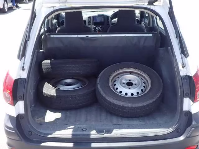 MAZDA FAMILIA