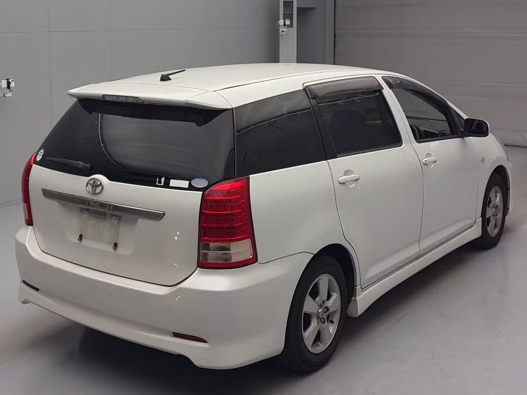 TOYOTA WISH