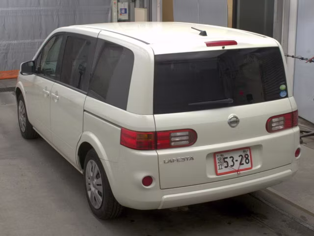 NISSAN LAFESTA