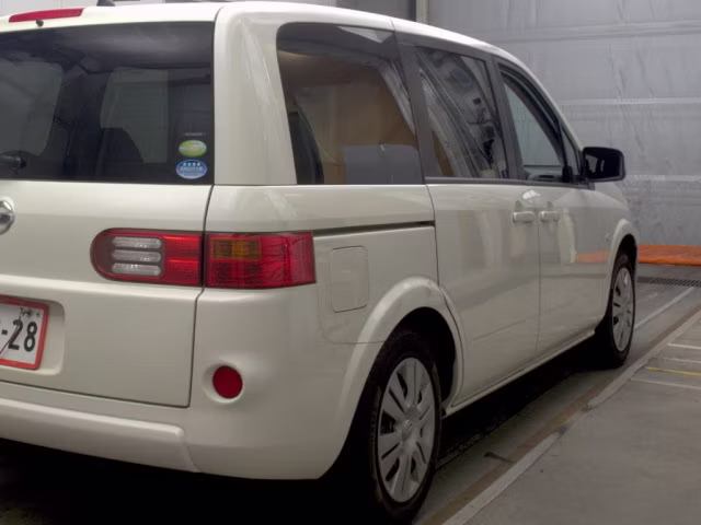 NISSAN LAFESTA
