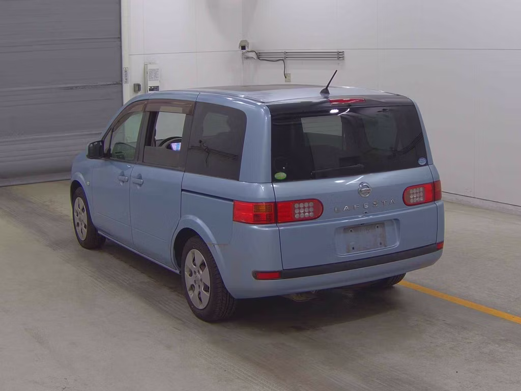 NISSAN LAFESTA