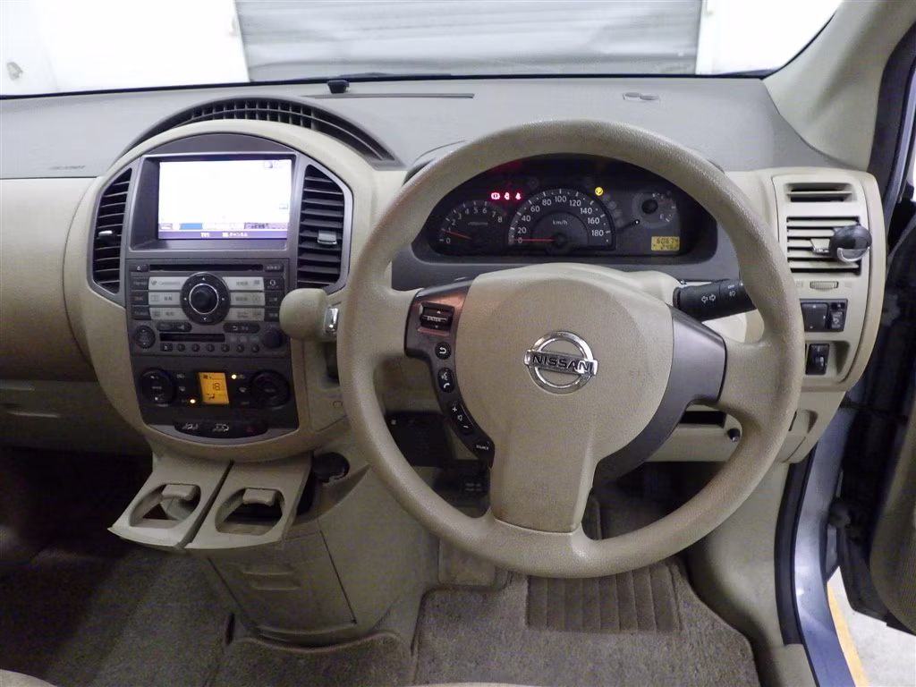 NISSAN LAFESTA