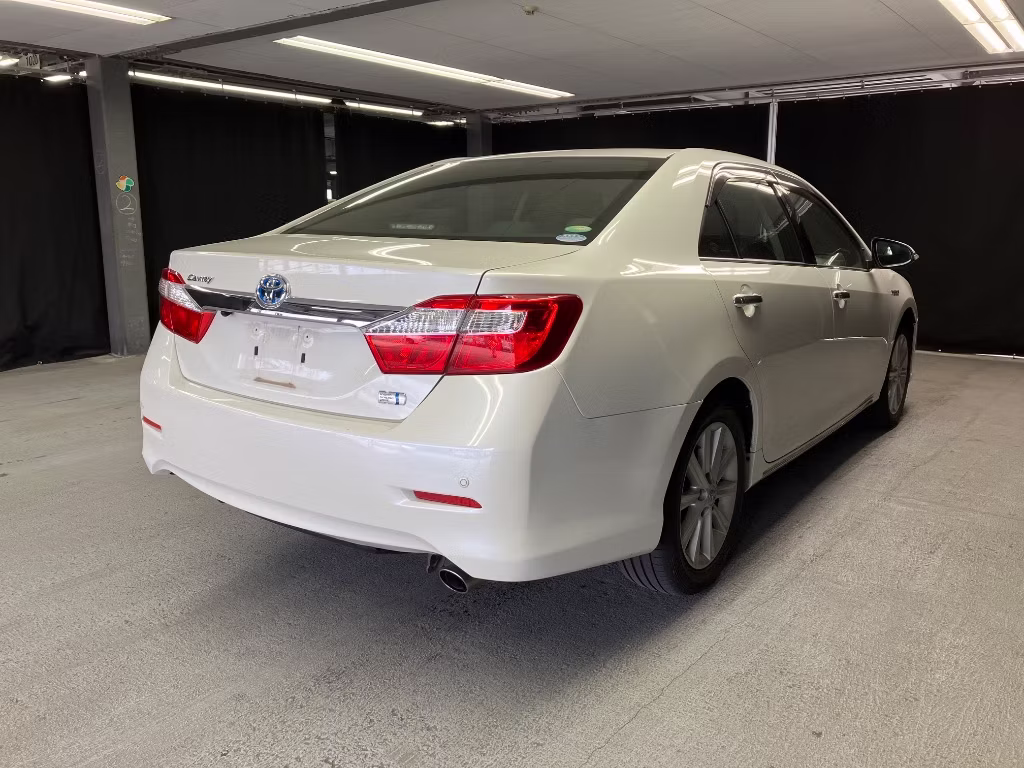 TOYOTA CAMRY