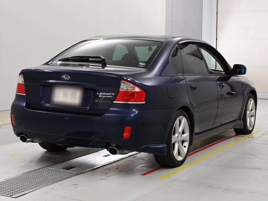 SUBARU LEGACY B4