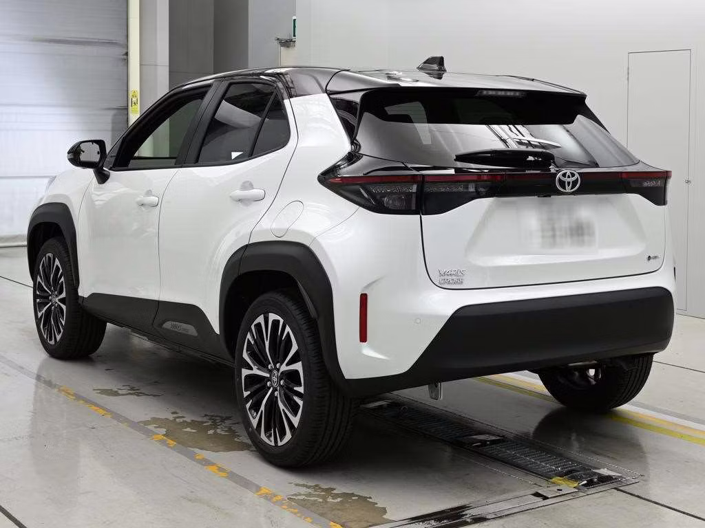 TOYOTA YARIS CROSS