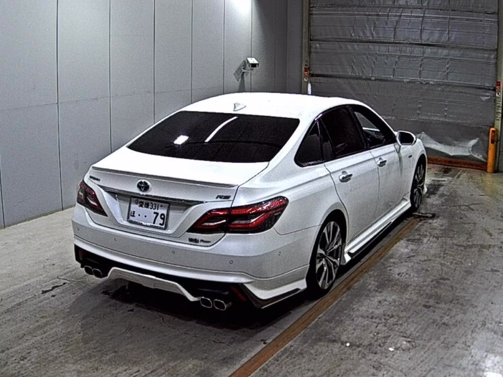 TOYOTA CROWN