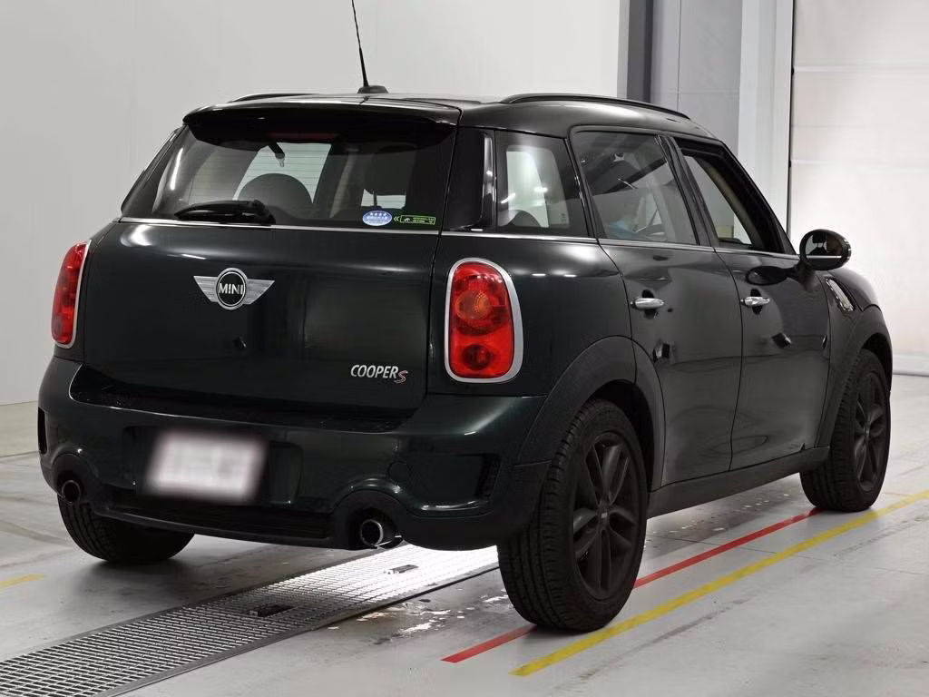 MINI CROSSOVER